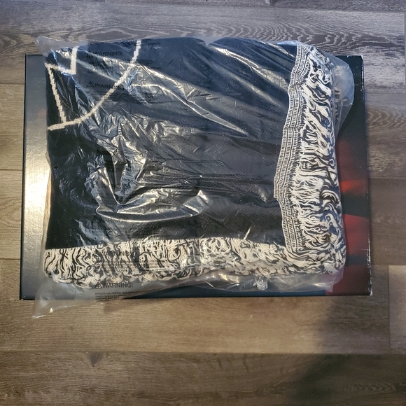 Roger Waters (Pink Floyd) Ultimate Deluxe VIP Package Box Set US +Them Tour 2017 - Picture 7 of 9